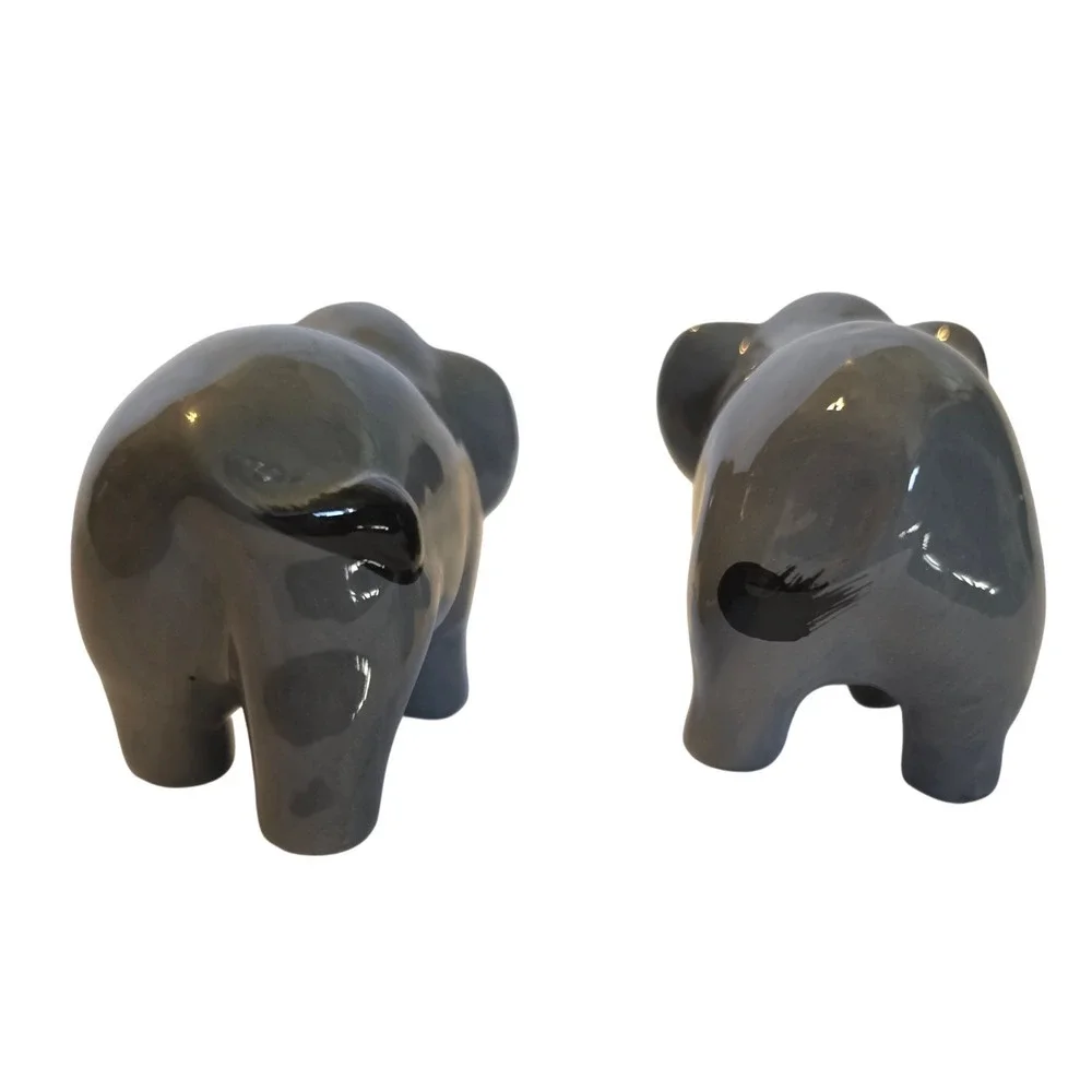 Vintage Grey Ceramic Elephant Salt and Pepper Shakers Set Glossy‎ Animal Decor